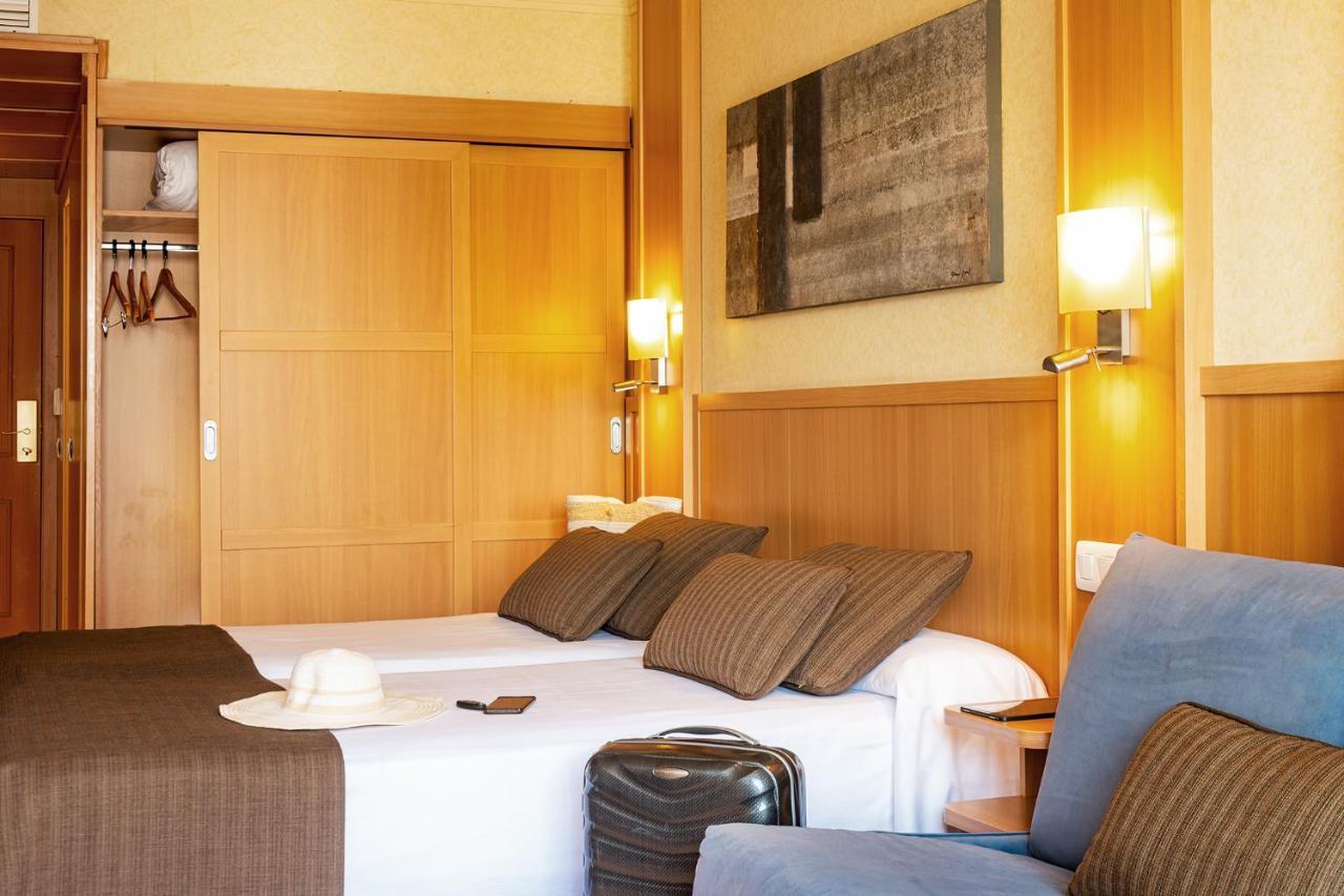 Hotel Guitart Central Park Aqua Resort Lloret de Mar Esterno foto