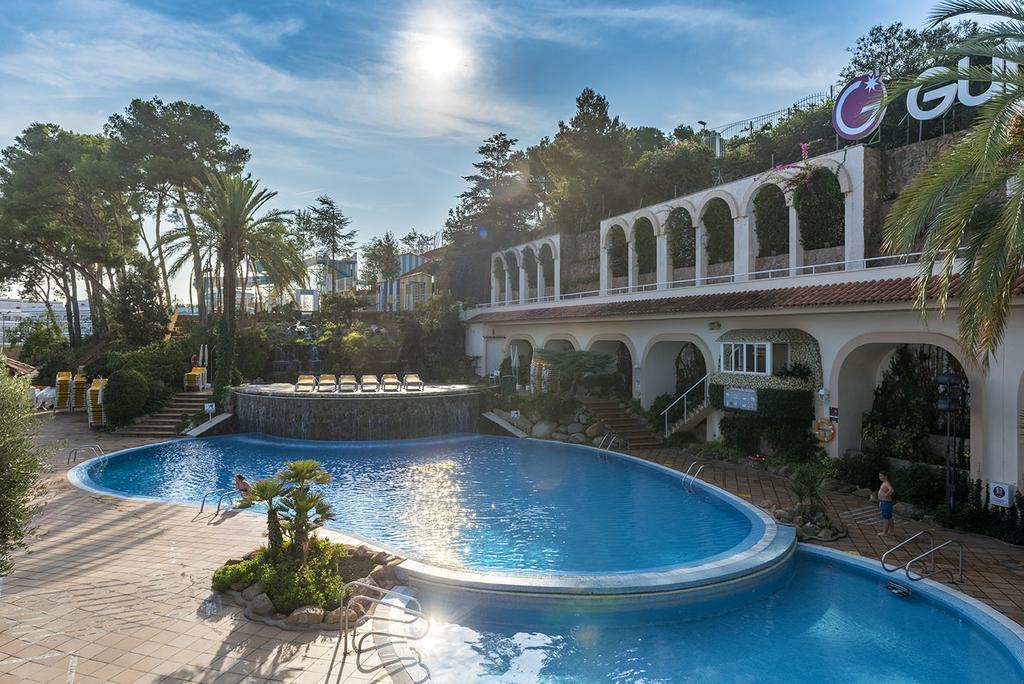 Hotel Guitart Central Park Aqua Resort Lloret de Mar Esterno foto