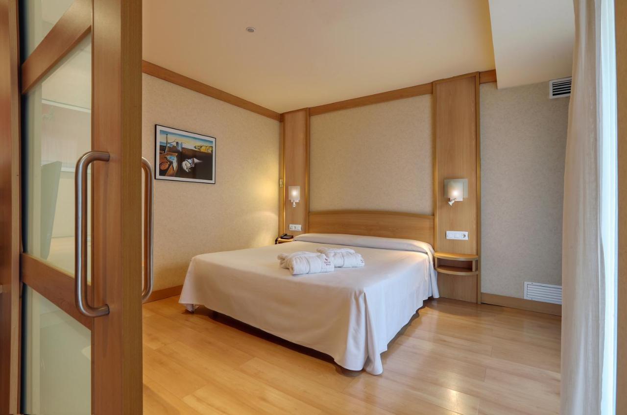 Hotel Guitart Central Park Aqua Resort Lloret de Mar Esterno foto